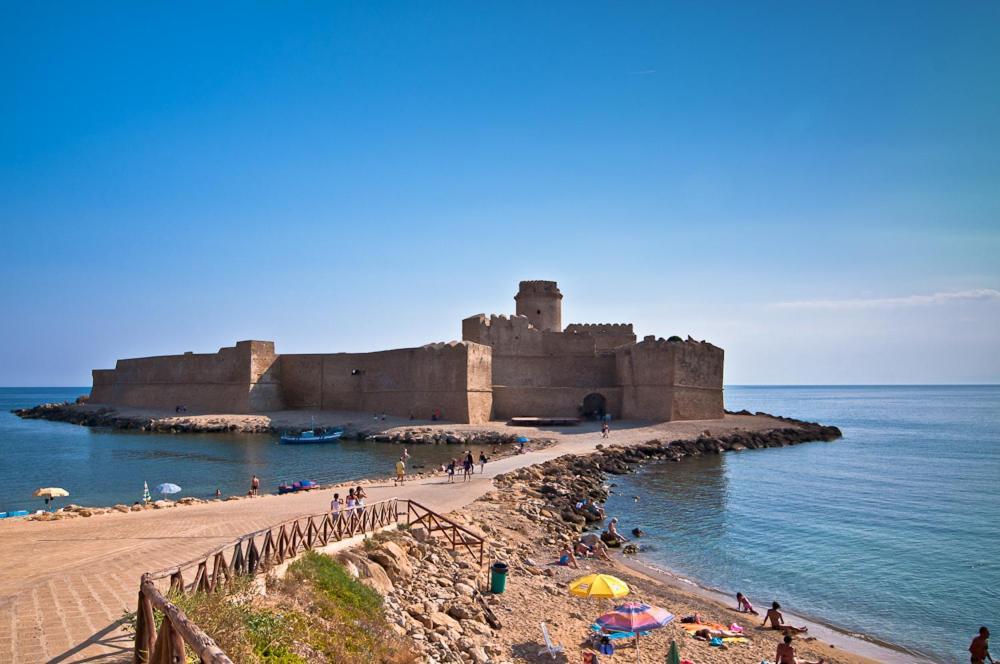 Appartamento Le Castella Le Castella  Exterior foto